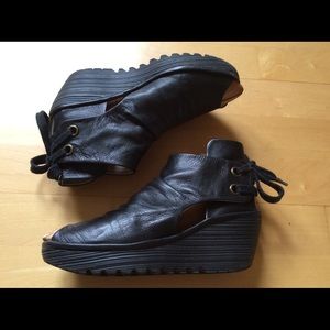 Fly London Wedge Schoes